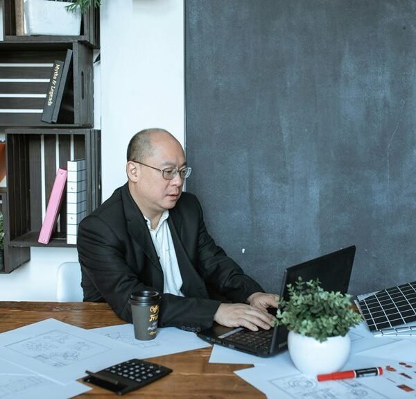 creative online suite hub